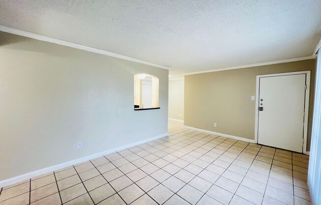 1 bed, 1 bath, 666 sqft, $1,175, Unit 1-129
