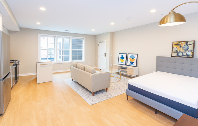 Studio, 1 bath, 504 sqft, $2,795, Unit 221