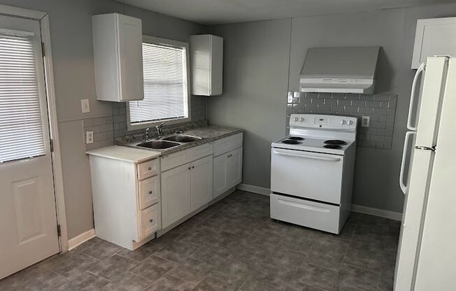 1530-1532 Darmouth Duplex