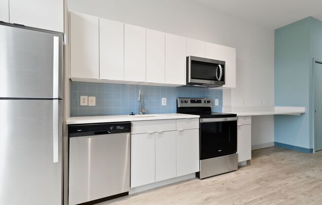 Studio, 1 bath, 537 sqft, $1,625, Unit 310