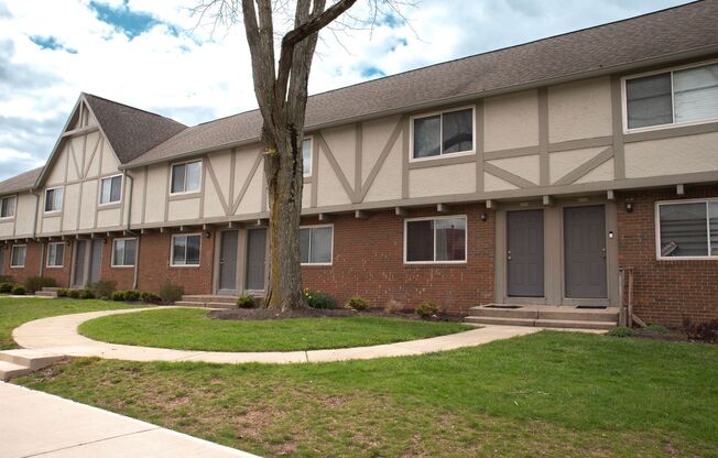 2 beds, 2.5 baths, 1,474 sqft, $1,349, Unit FW-619
