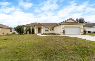 Charming Modern Home in Summercrest Subdivision – $1,795/month