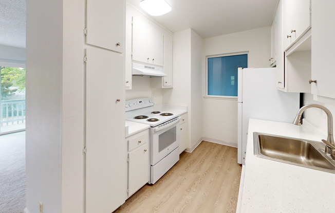 541 ALAMEDA DE PRADO