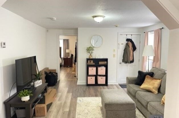 28 WYMAN ST