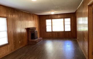 3 beds, 2 baths, $1,800