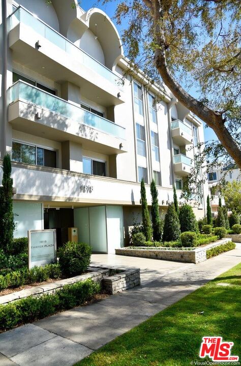 2 beds, 2 baths, 1,389 sqft, $7,000, Unit 107