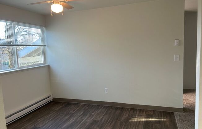 1 bed, 1 bath, 640 sqft, $1,400, Unit 335-224