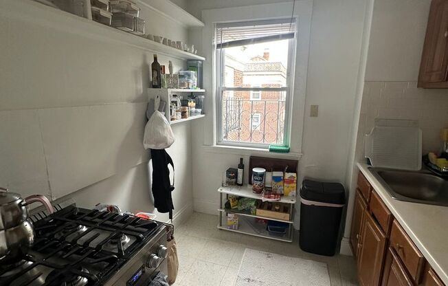 1 bed, 1 bath, 559 sqft, $2,185, Unit 103 Summer #403