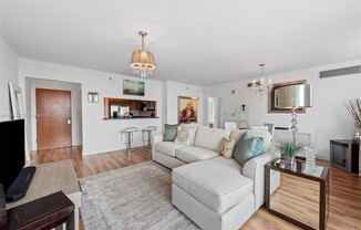 31 SE 5th St