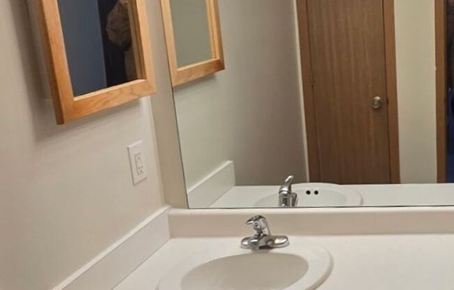 2 beds, 2 baths, 1,179 sqft, $1,100, Unit 104-303