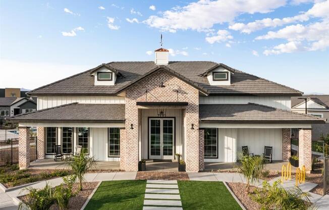 Leasing office exterior view