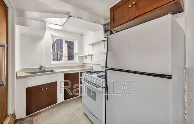 950 M HASKELL ST