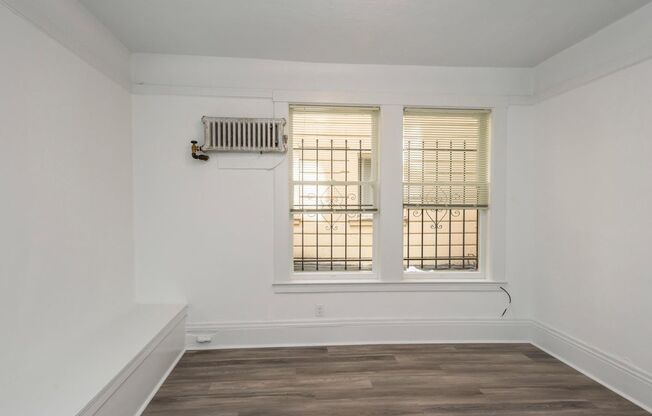 1 bed, 1 bath, $2,295, Unit 105
