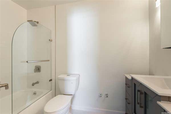 3 beds, 2 baths, 1,600 sqft, $3,500, Unit 2