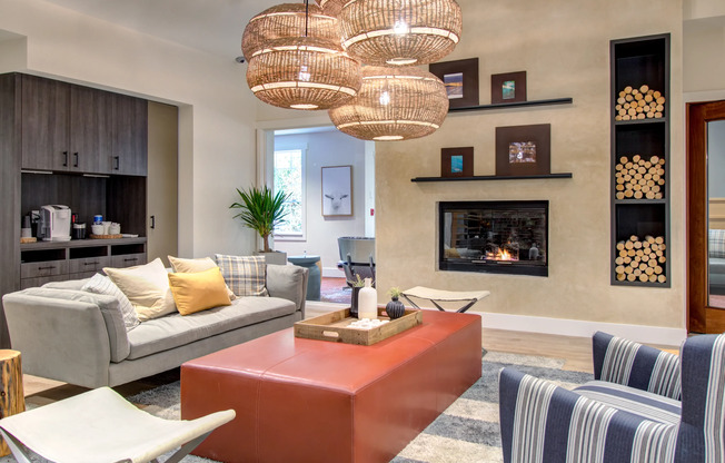 Silverdale Apartment Resident Lounge - Trillium Heights