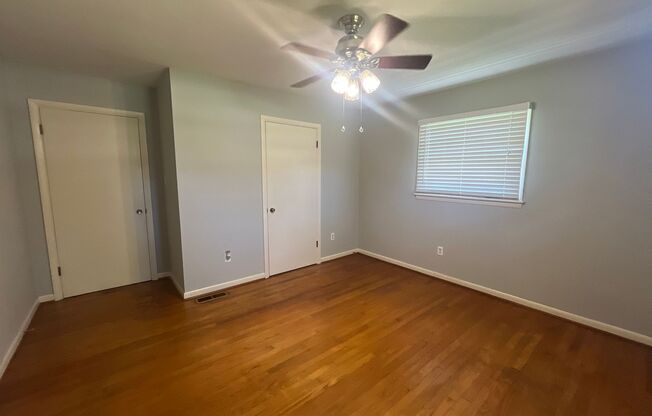 3 beds, 2 baths, $1,995