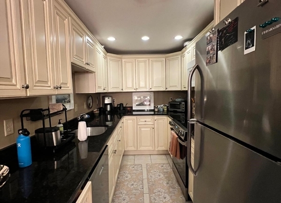 2 beds, 1 bath, 1,124 sqft, $3,600, Unit 1A