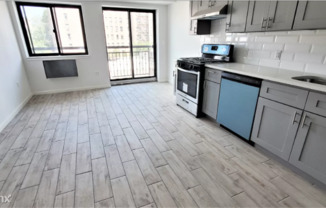 2528 Broadway 2A