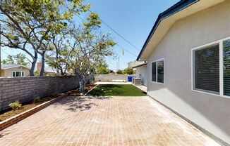 4 beds, 2 baths, $7,000, Unit 5062 55th St.