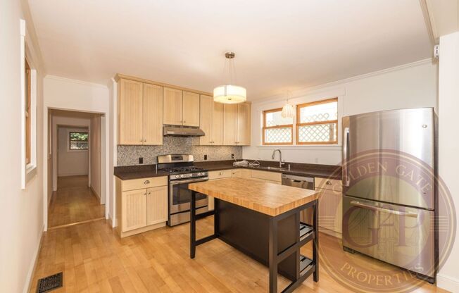 Dolores Heights - 2 BR, 1 BA Apartment 923 Sq. Ft. - 3D Virtual Tour, Washer & Dryer