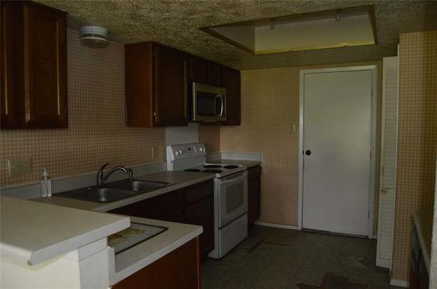 4929 MDW PL DR