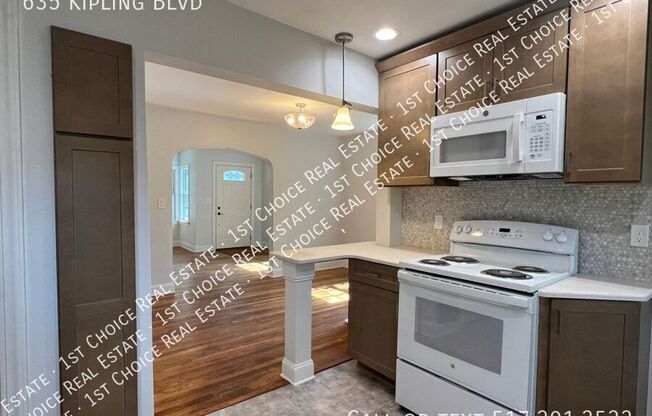 635 KIPLING BLVD