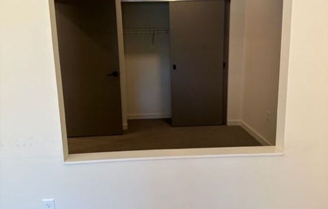 1 bed, 1 bath, 585 sqft, $1,449, Unit 301