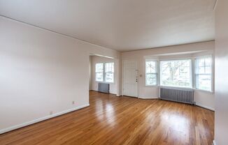 HOYT STREET APARTMENTS (CZOP05)