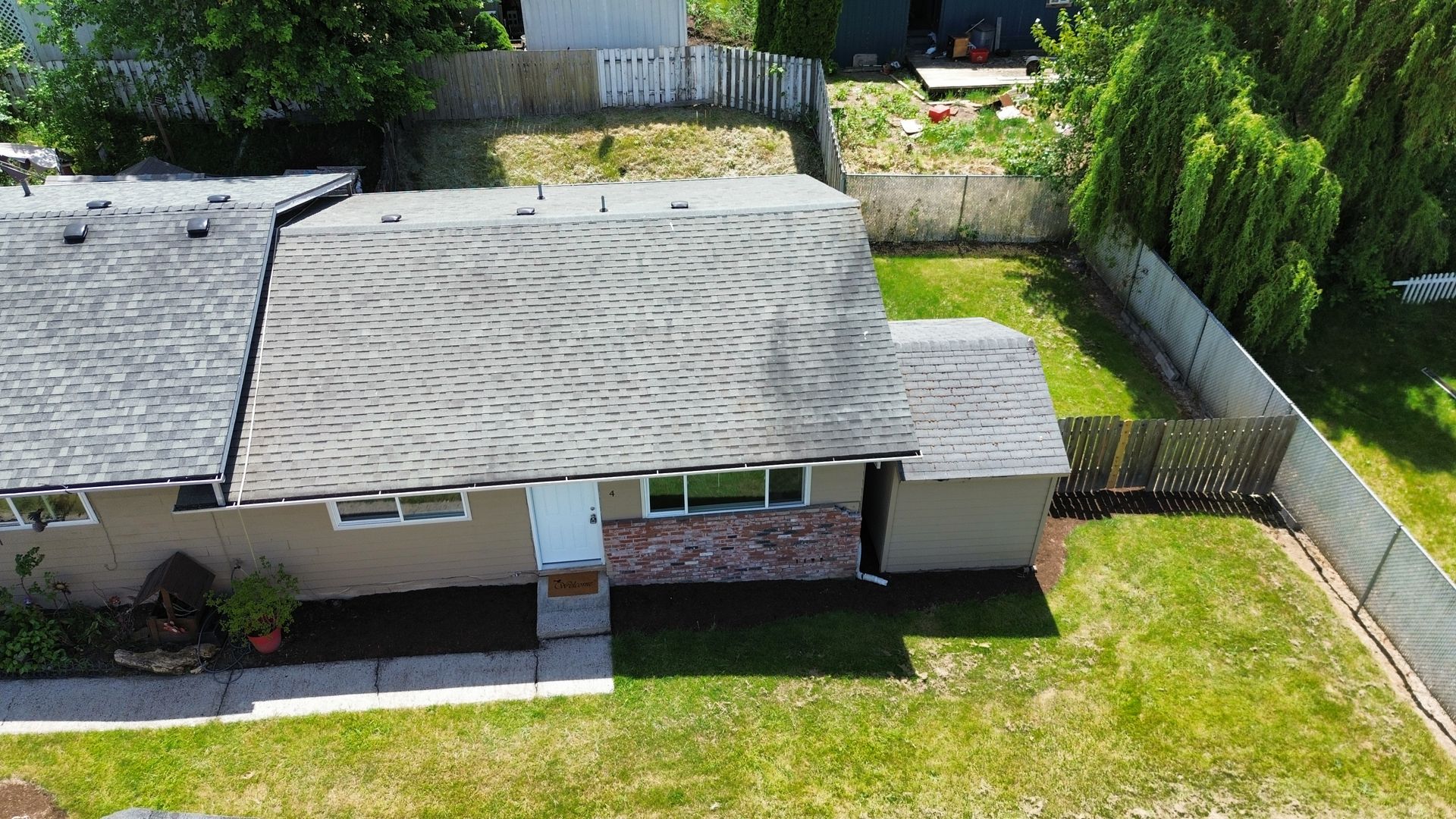 Great duplex unit in Sherwood!