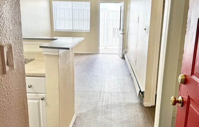 1 bed, 1 bath, 485 sqft, $825, Unit H108