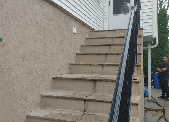 807 FRANKLIN ST