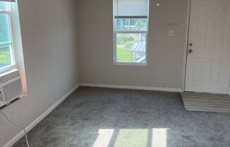 2 beds, 1 bath, $850