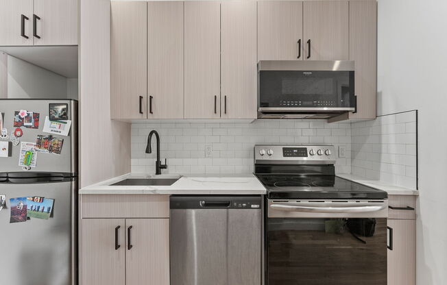 1401 HANCOCK ST