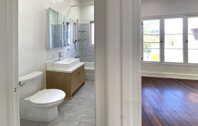 Studio, 1 bath, 450 sqft, $2,050, Unit 207