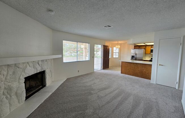 A Nicely Remodeled 2 Bedroom upstairs unit in Summerlin