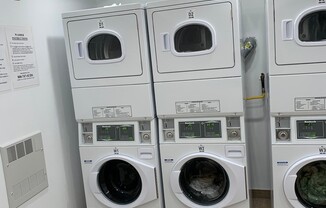 Studio, 1 bath, $1,775, Unit 407