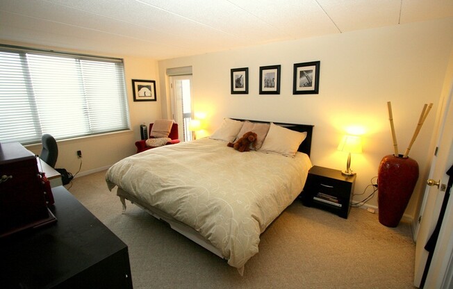 2 beds, 2 baths, 1,050 sqft, $4,150, Unit 510