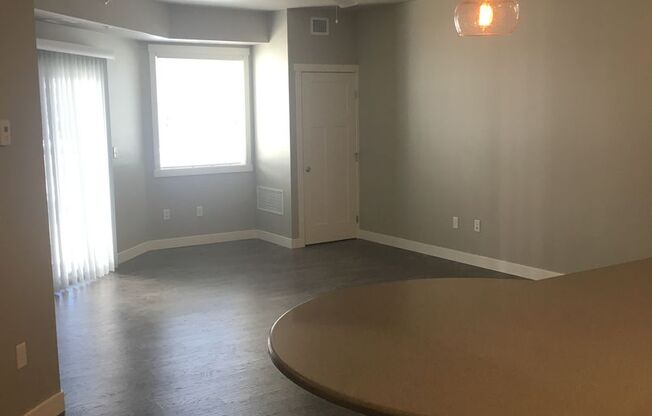 1 bed, 1 bath, $1,225, Unit 223