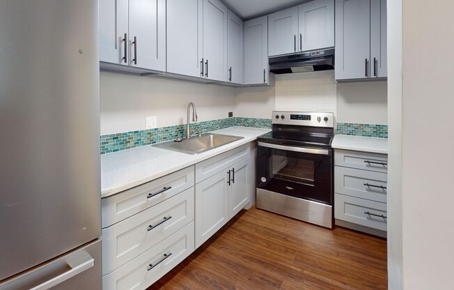 Newly Renovated and Upgraded 3BR/2BA in Prime Salt Lake Location