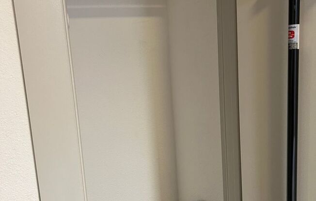 Studio, 1 bath, 130 sqft, $1,550, Unit 843 - 23