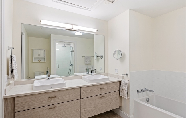 2 beds, 2.5 baths, 1,201 sqft, $4,400, Unit 304