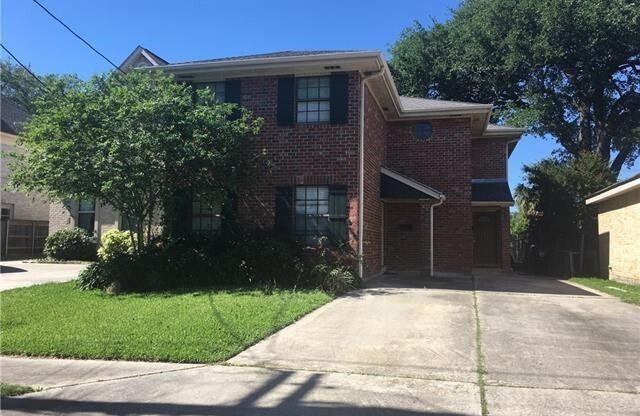 121 40 ST