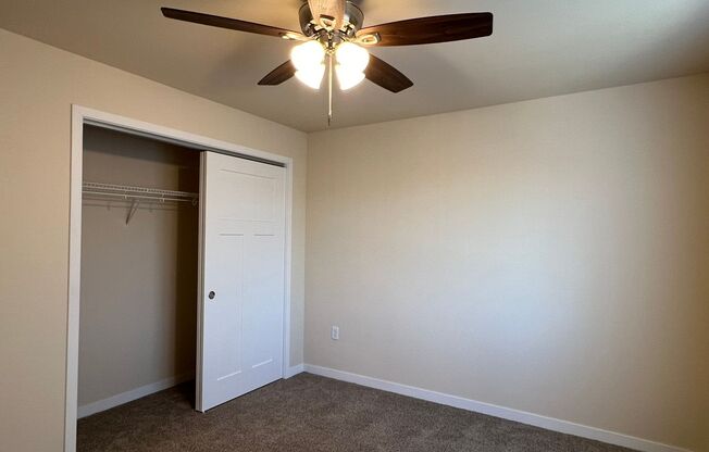 2 beds, 1 bath, 1,032 sqft, $1,345, Unit AT 719-19