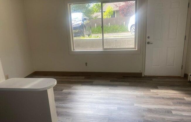 1425 W 40th Ave.