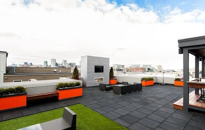 1 bed, 1 bath, 640 sqft, $3,600, Unit Unit 406