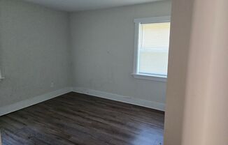 2 beds, 1 bath, $795