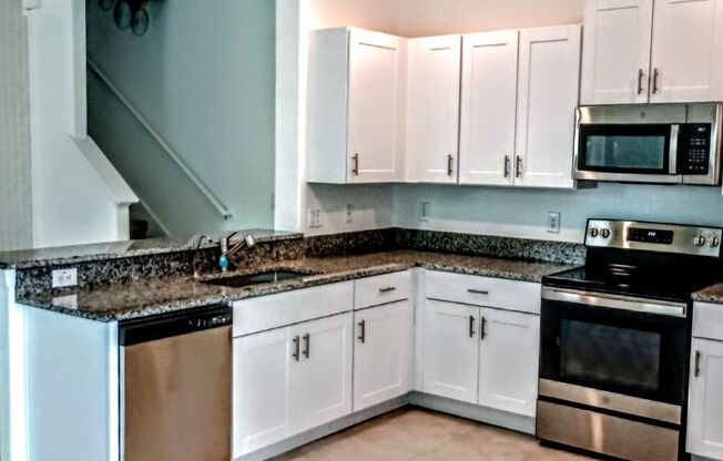 Townhouse in Land O' Lakes - The Townes at Lake Thomas