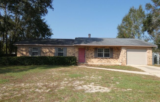 Cute Home in Pace - Great Price