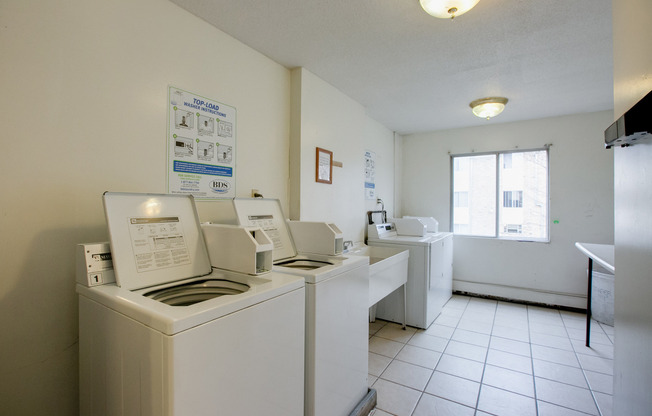 2 beds, 1 bath, 850 sqft, $1,025, Unit H 201