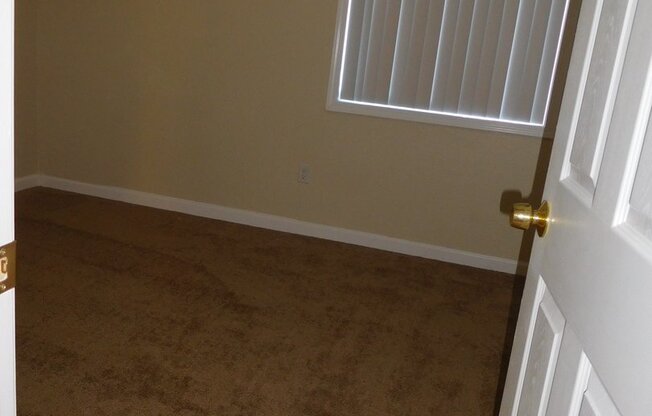 2 beds, 1 bath, 790 sqft, $1,495, Unit 03